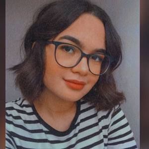 Meet your Posher, Beatriz